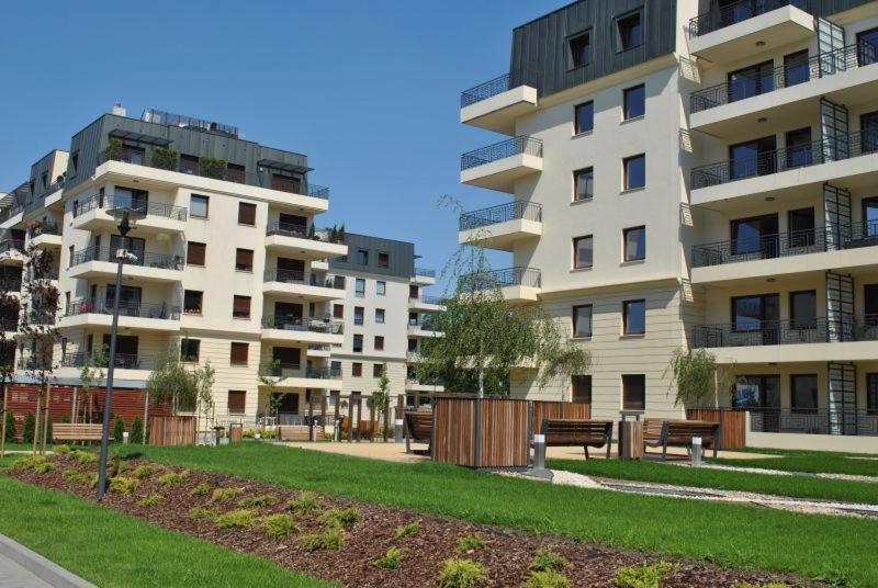 Apartament Paris Бидгошч Екстериор снимка